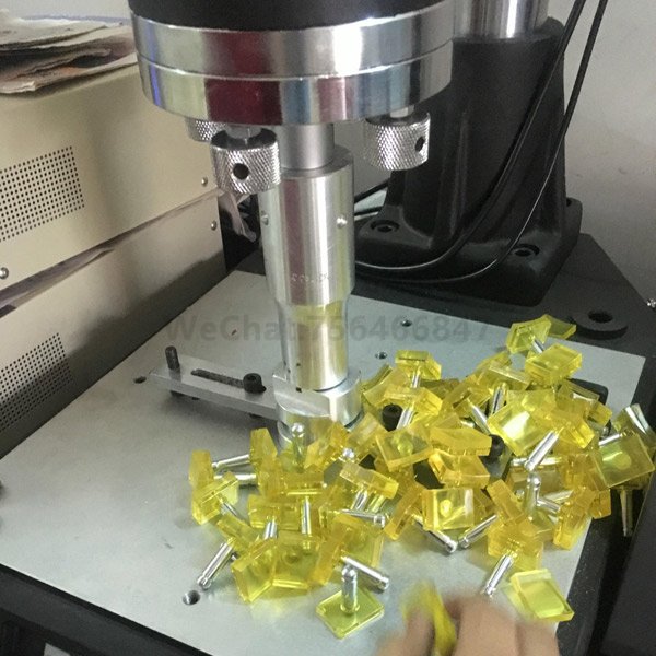 Máy hàn nhựa siêu âm độ chính xác cao