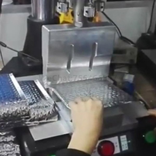 Máy hàn siêu âm mép túi bong bóng bằng nhôm