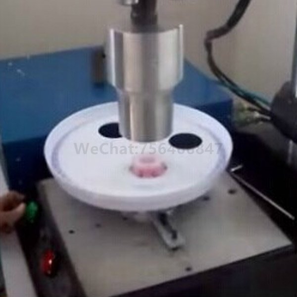 Máy hàn siêu âm nắp xô nhựa