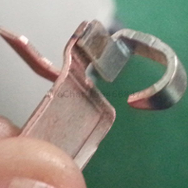 Ultrasonic metal welding machine for low-voltage electrical contacts