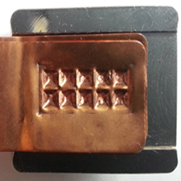 Ultrasonic metal spot welding machine for overlapping copper and aluminum