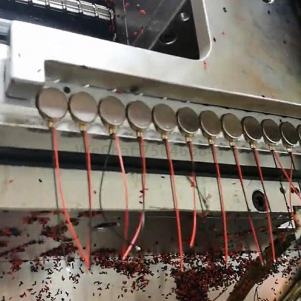 手机震动马达自动焊锡机应用案例