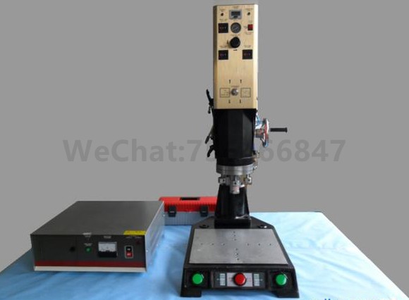 汽车传感器塑胶壳<a href=